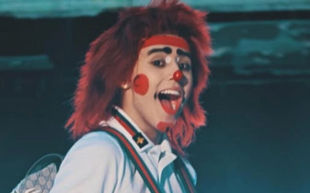 Lapizito: El ‘Payaso’ Transforma su Carrera a la Industria Musical, Desvinculándose de Acusaciones
