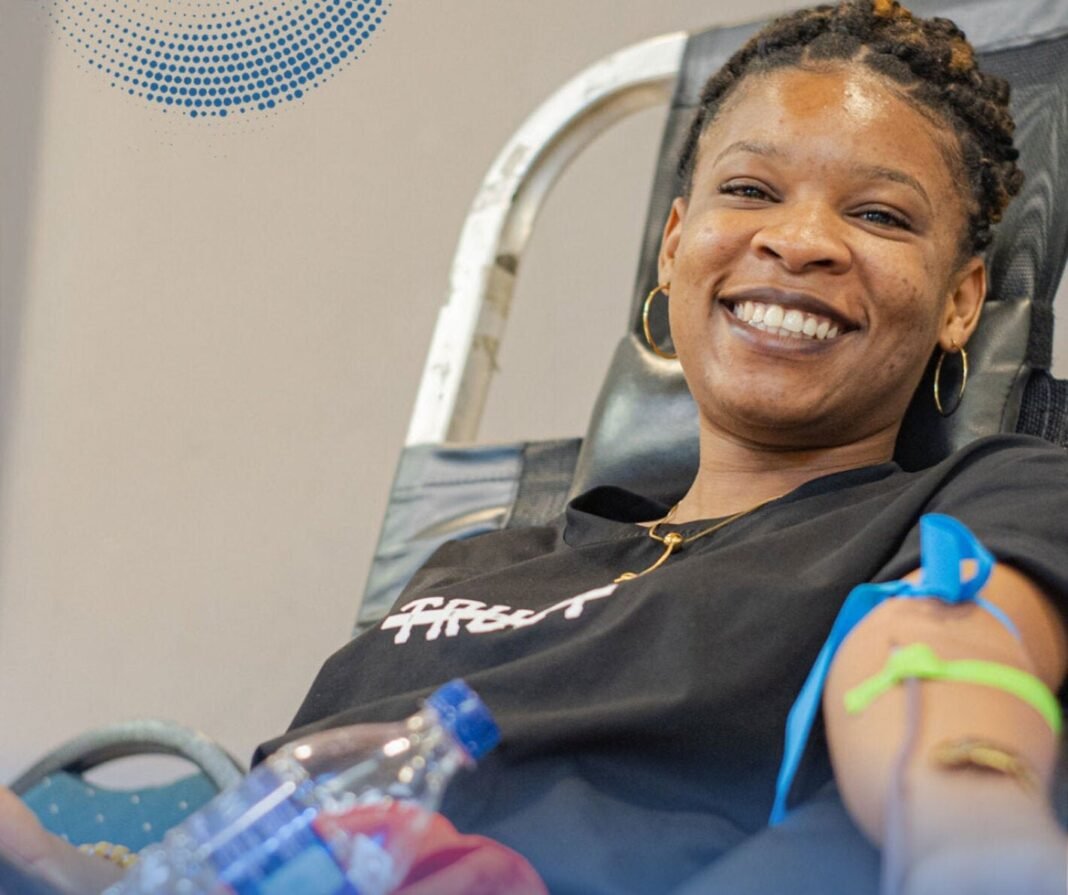 Américas frente al desafío de la donación voluntaria de sangre: un llamado urgente de la OPS