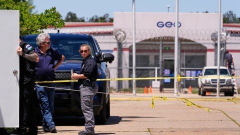 Estados Unidos: ‘Mega Audiencias’ Migratorias Bajo Cuestionamiento Por Expedición de Deportaciones