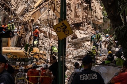 Crisis Humanitaria en Venezuela Terremoto Magnifica Desafios Nacionales y la Urgencia del Rescate