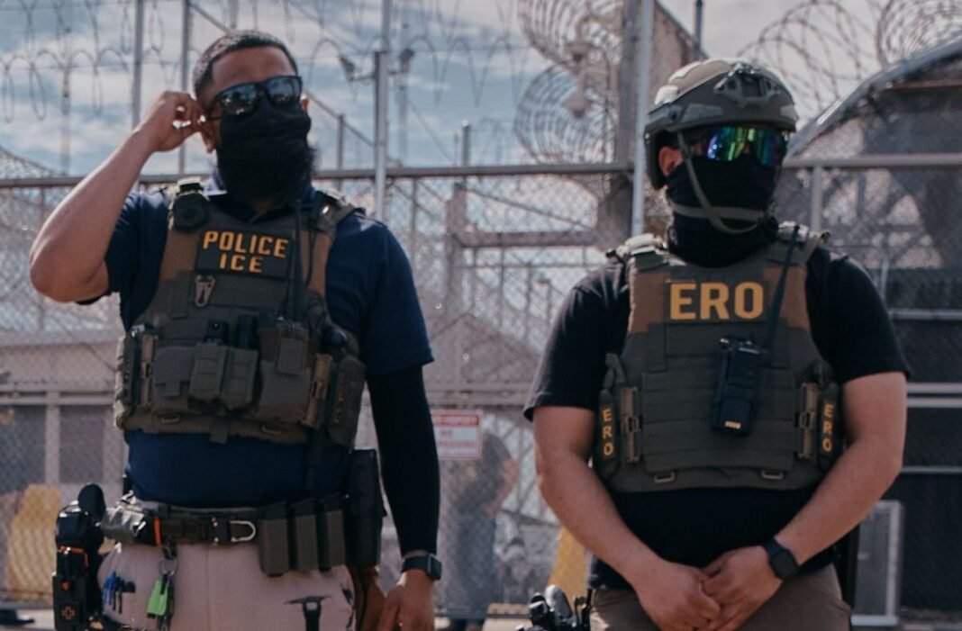 Investigacion Critica Agente de ICE con Historial de Violencia y Problemas Mentales Caudo Muerte en Maine