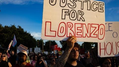 Muerte de Inmigrante bajo Custodia de ICE: El Luto y la Lucha de una Familia en Houston