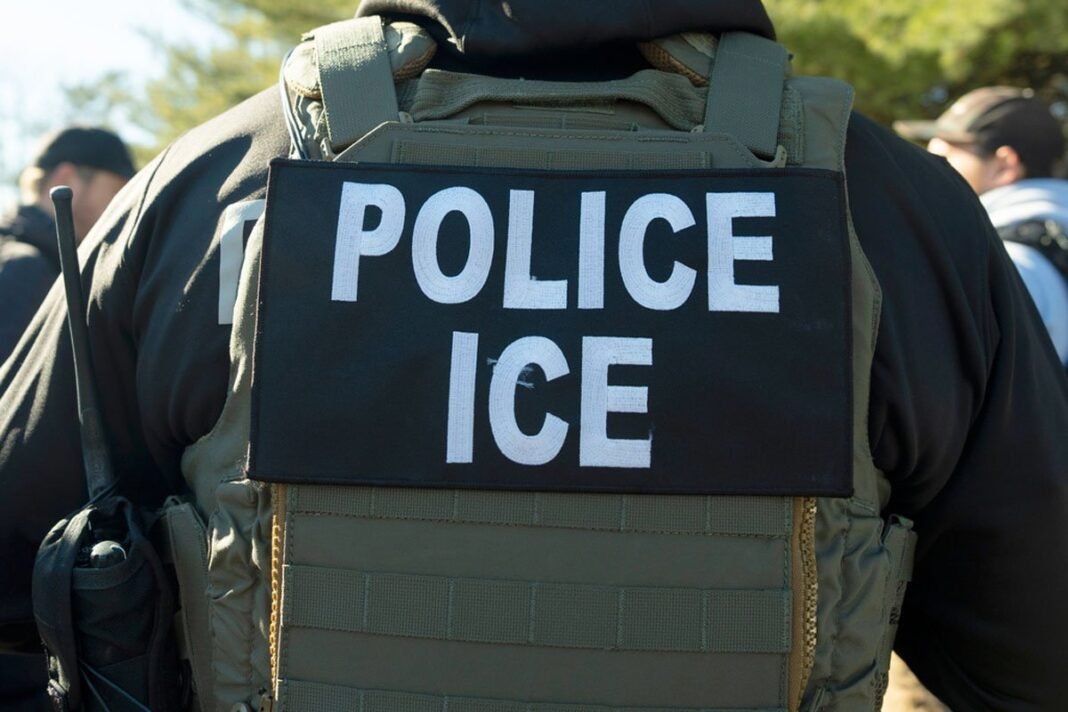Detención de estudiante ruso por ICE en Texas reaviva debate sobre política migratoria