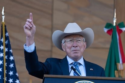 El Caso ‘Mayo’ Zambada: Memorias de Ken Salazar Avivan Tensión Diplomática entre México y EE. UU.