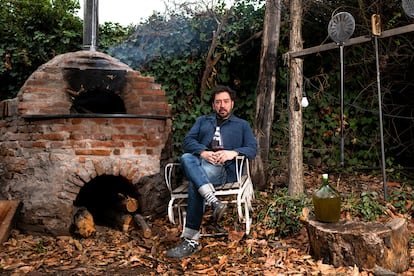 La Singular Travesía de Sebastián González: De la Física a la Gastronomía Innovadora y los ‘Completos Mojados’ de Talca