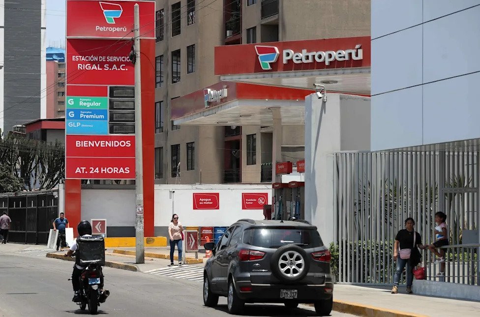 Petroperú: La Crisis Financiera y el Desafío de su Reestructuración en el Perú