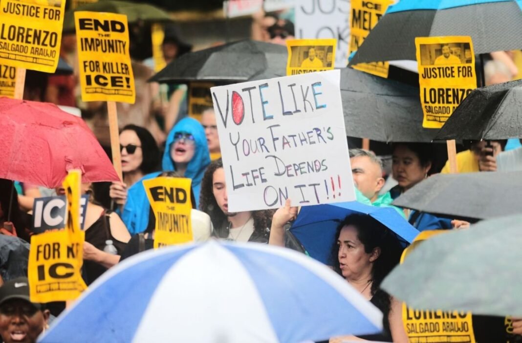 Estados Unidos: Senadores Exigen Reforma Urgente del ICE por Muertes de Inmigrantes