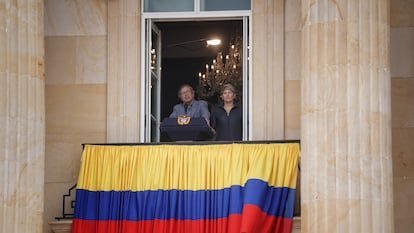 El Legado Inquietante de Gustavo Petro Aibmoloc y el Desafío Institucional en Colombia