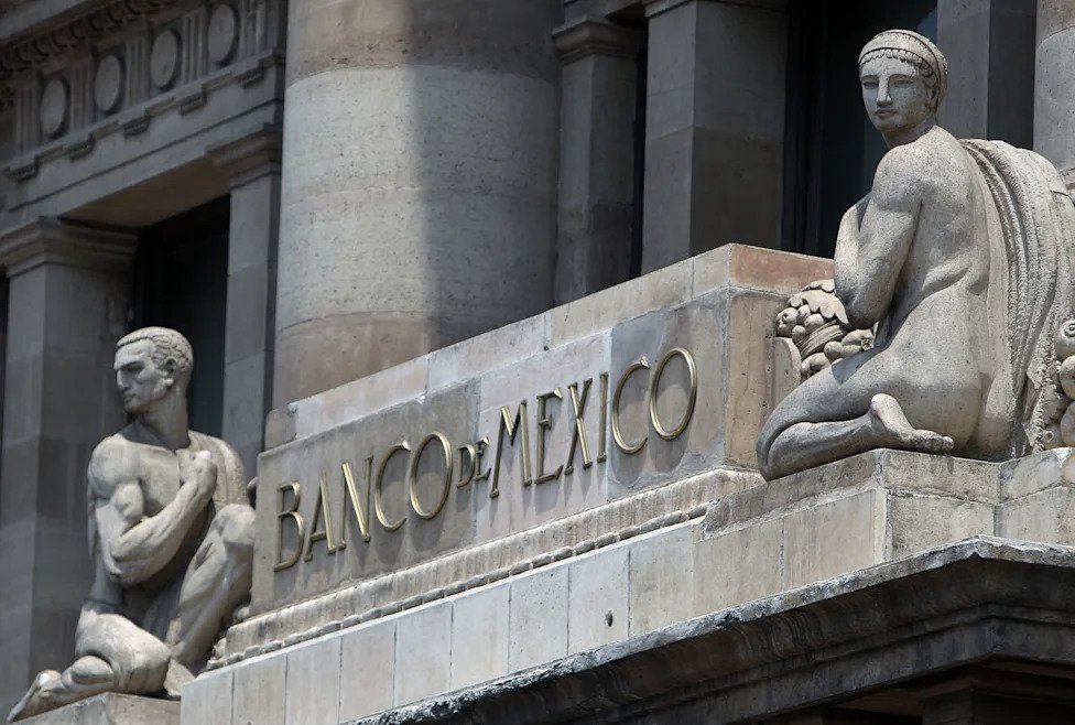 Banxico Eleva Previsión de Crecimiento para México Pese a Persistentes ‘Riesgos Comerciales’ con EE.UU. Banxico Eleva Prevision Crecimiento Mexico Pese Riesgos Comerciales EE UU