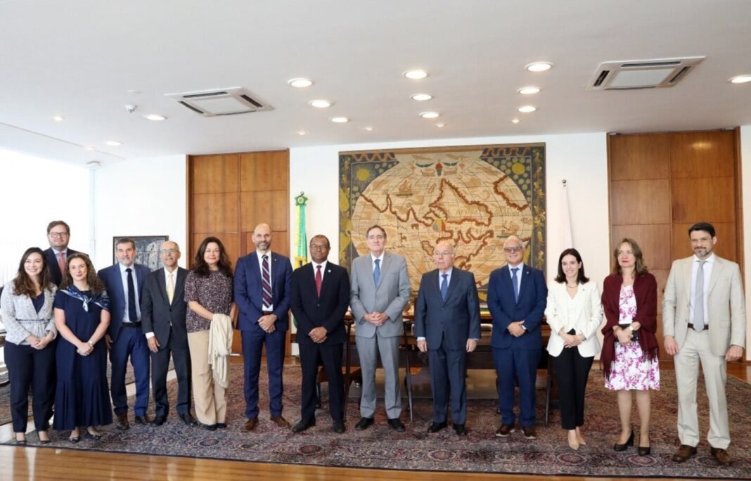 Brasil y OPS consolidan la mision regional de BIREME con un Acuerdo de Sede estrategico