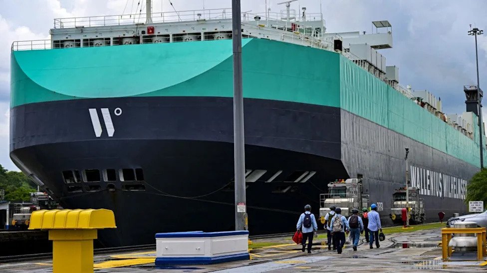 Restricciones en el Canal de Panamá: La Crisis Hídrica y su Impacto Global en el Comercio