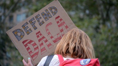 DACA: La Precariedad Legal y el Riesgo Inminente de Deportación para ‘Dreamers’ DACA La Precariedad Legal y el Riesgo Inminente de Deportacion para Dreamers