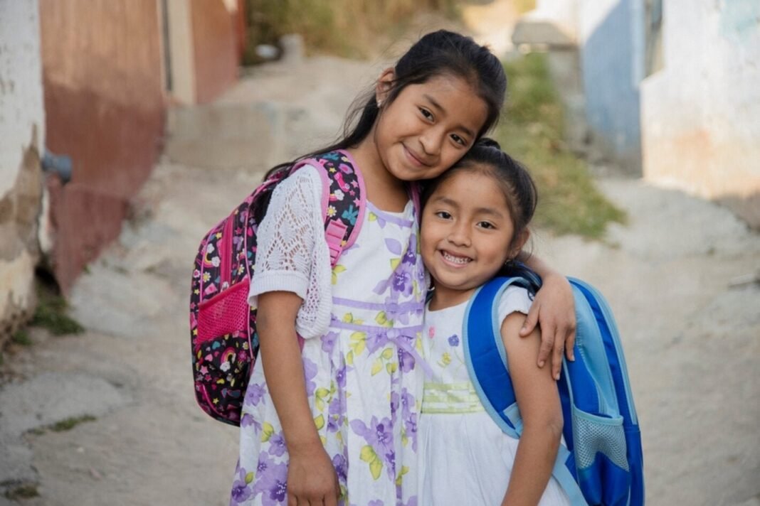 La OPS refuerza la respuesta sanitaria ante la violencia contra niñas y adolescentes en America Latina un analisis critico