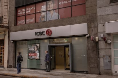 Argentina: La Explosión de la Morosidad Familiar y la Firme Postura de ‘No Intervención’ Gubernamental