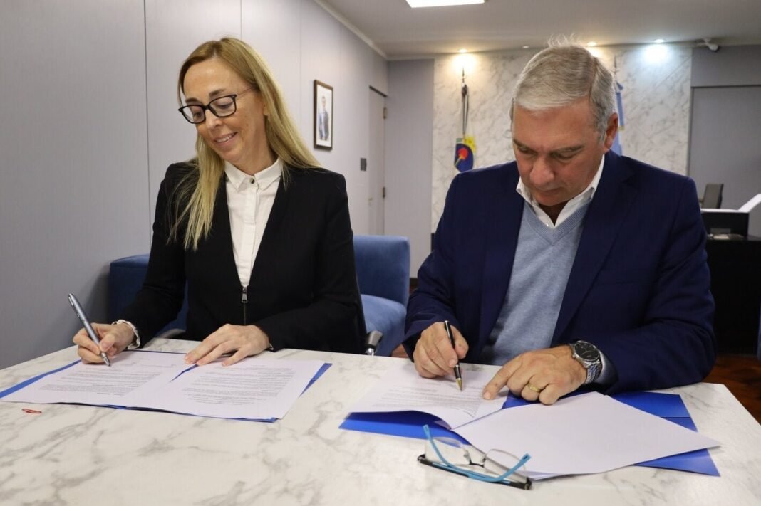 La OPS y Jujuy Convergen en una Alianza Estratégica para la Salud Pública La OPS y Jujuy Convergen en una Alianza Estrategica para la Salud Publica