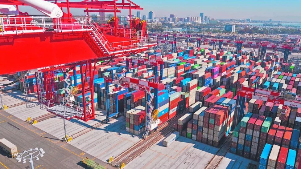 México Profundiza su Déficit en el Comercio de Servicios con Estados Unidos: Implicaciones Económicas y el T-MEC