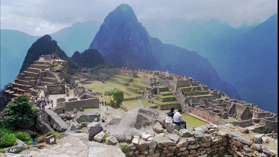 Incendio Forestal en Machu Picchu: Una Alerta Global para el Patrimonio Natural y la Seguridad Turística