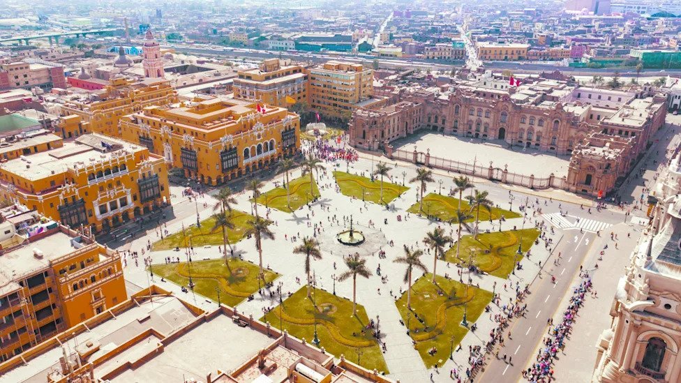Perú: La Alerta Económica Global sobre el Riesgo de los ‘Retiros Masivos de Fondos’ de Pensiones