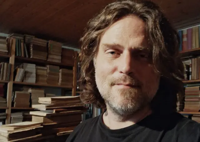 ‘Proyecto Panamá’: La Alarma Global por la Destrucción de Libros Antiguos para Entrenar Inteligencia Artificial