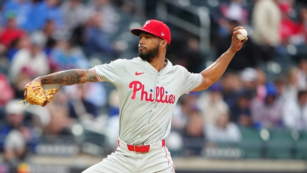 Sanchez Busca Liderar a Phillies ante Marlins en Carrera por Playoffs