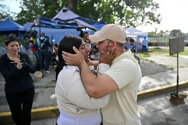 Venezuela: Excarcelación de ‘Presos Políticos’ en Diálogo Clave con Oposición y Medida de Confianza Internacional