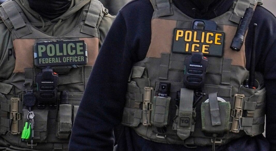 ICE y los ‘guantes de descargas eléctricas’: Una nueva fase en el control migratorio