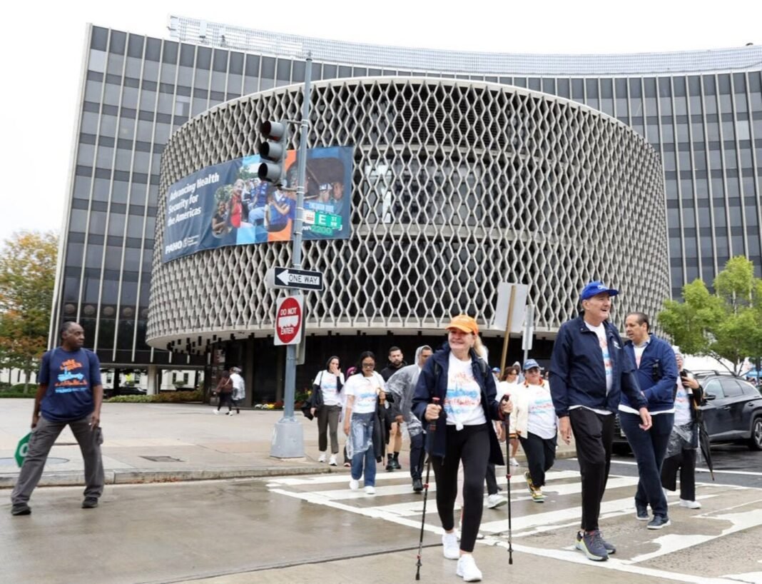 La Caminata por la Salud de la OPS Precede Sesión Clave del 63.º Consejo Directivo, Reforzando la Promoción de la Salud en las Américas La Caminata por la Salud de la OPS Precede Sesion Clave del 63 Consejo Directivo Reforzando la Promocion de la Salud en las Americas