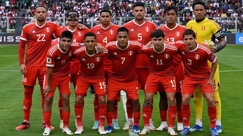 Análisis Profundo: El Futuro del Fútbol Peruano en la Cuerda Floja tras Amistoso contra Estados Unidos Analisis Profundo El Futuro del Futbol Peruano en la Cuerda Floja tras Amistoso contra Estados Unidos