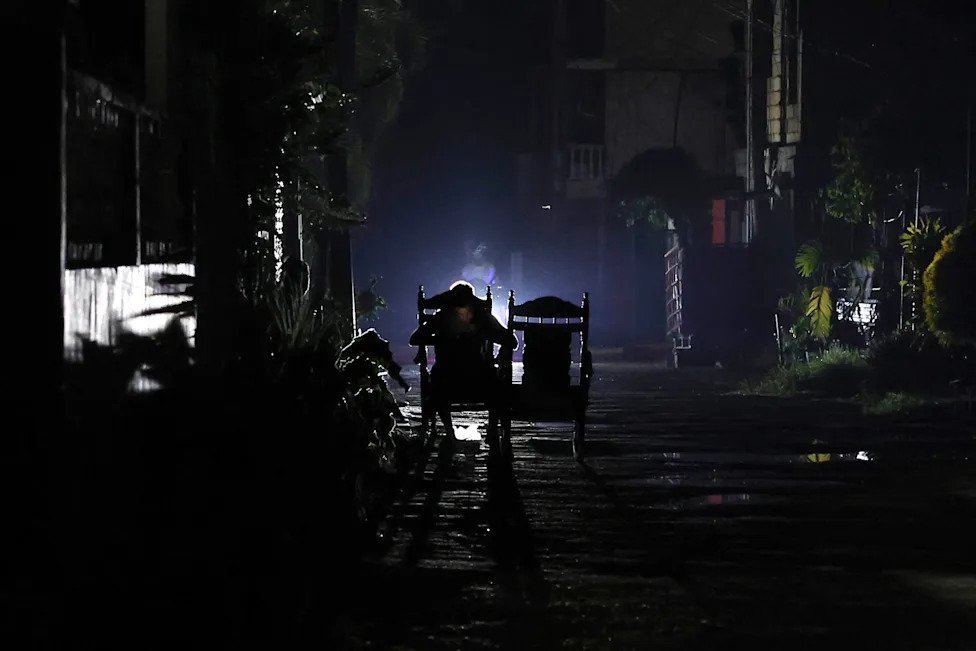 Cuba Conecta su Red Eléctrica Tras Octavo Apagón General: Radiografía de una Crisis Energética Profunda Cuba Conecta su Red Electrica Tras Octavo Apagon General Radiografia de una Crisis Energetica Profunda