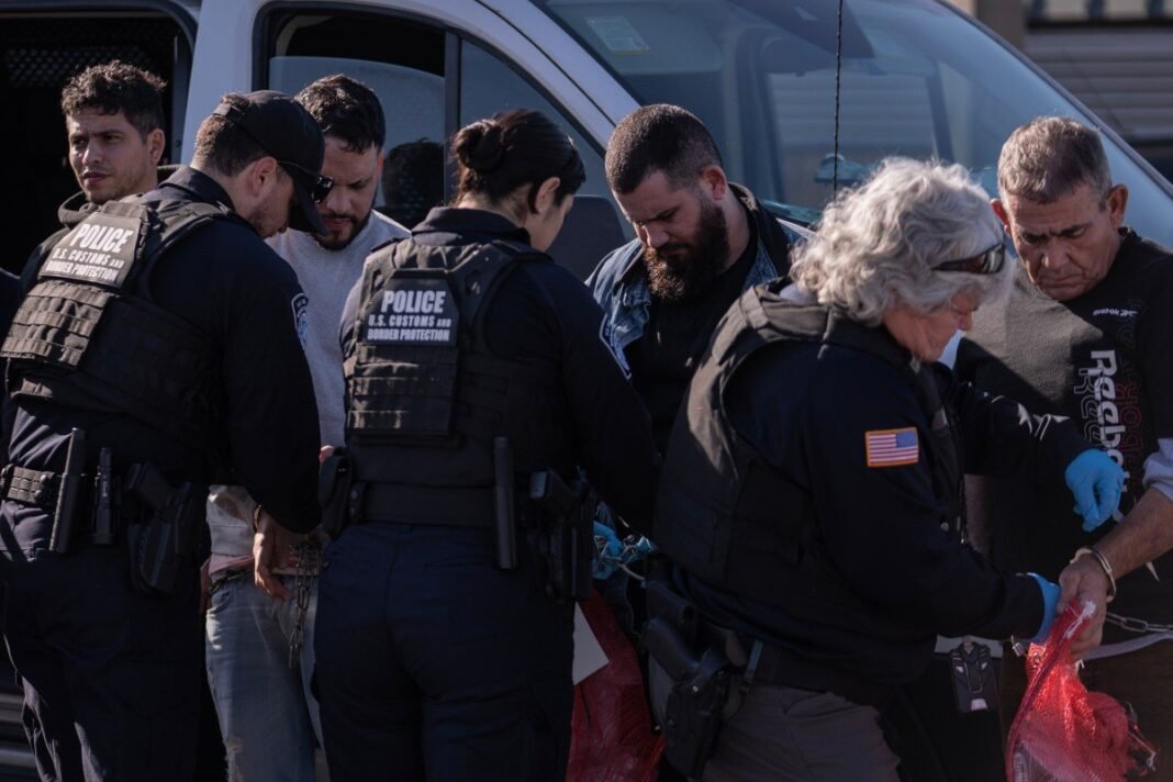 Ampliacion sin precedentes deportaciones Trump inmigrantes sin historial criminal