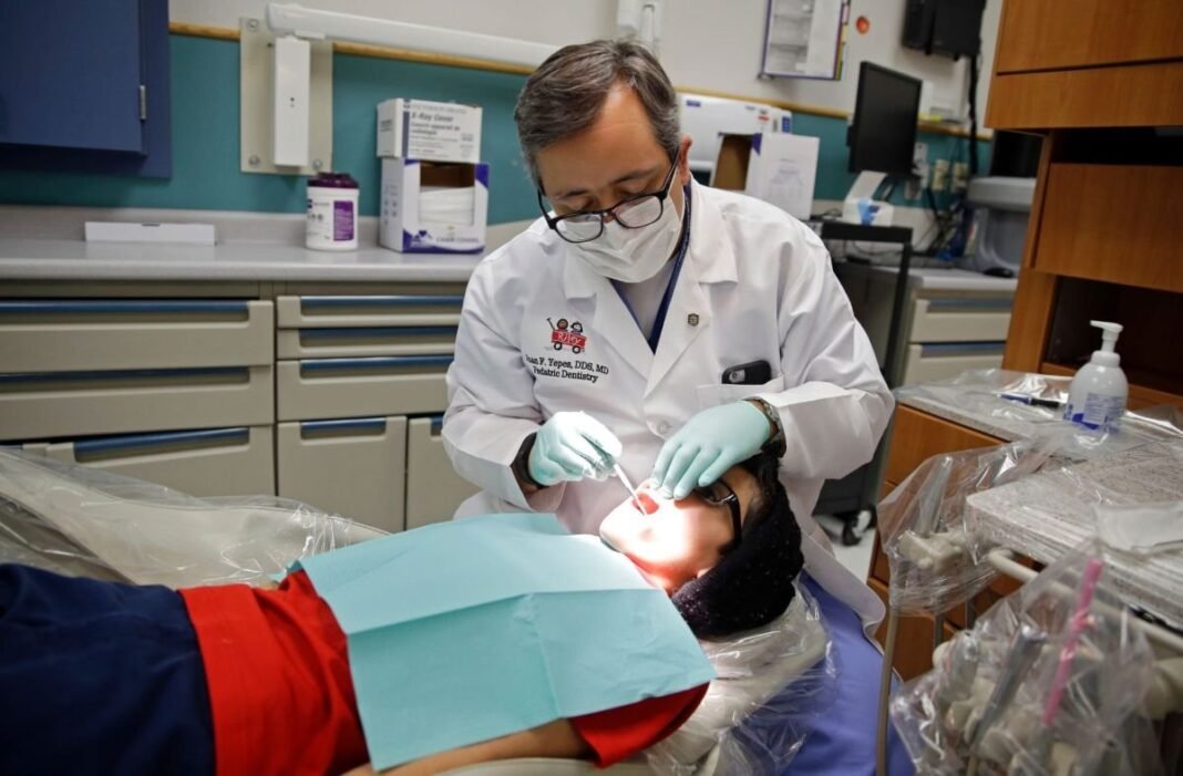 El Inquietante Silencio: Cómo el Temor a ICE Amenaza la Salud Infantil en Estados Unidos El Inquietante Silencio Como el Temor a ICE Amenaza la Salud Infantil en Estados Unidos