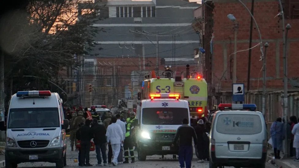 Bolivia: Explosión en recinto militar de Viacha cobra vidas y deja decenas de heridos Bolivia Explosión recinto militar Viacha cobra vidas decenas heridos