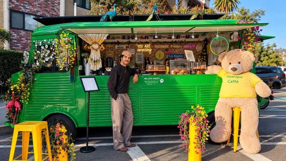 Emprendimiento Migrante Venezolano en Los Ángeles: El Café que Reconfigura una Comunidad Emprendimiento Migrante Venezolano en Los Angeles El Cafe que Reconfigura una Comunidad
