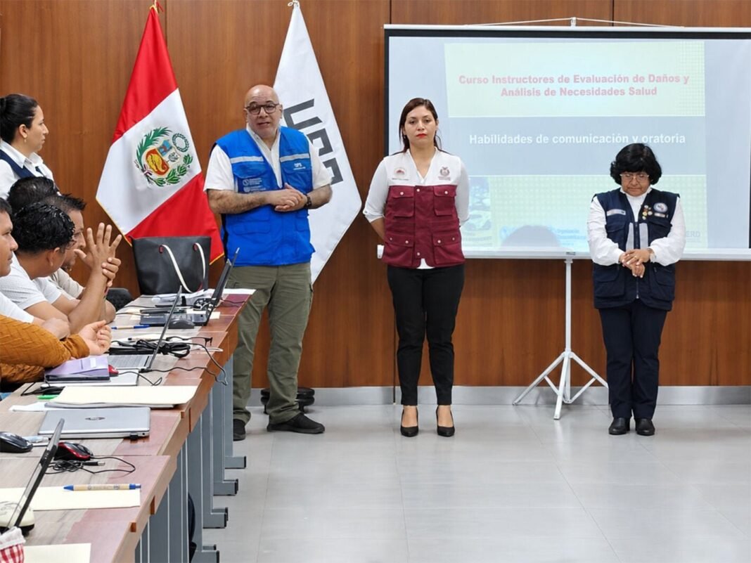Perú Refuerza su ‘Defensa Sanitaria’ ante el Fenómeno El Niño con Apoyo de la OPS/OMS Peru Refuerza su Defensa Sanitaria ante el Fenomeno El Nino con Apoyo de la OPS/OMS