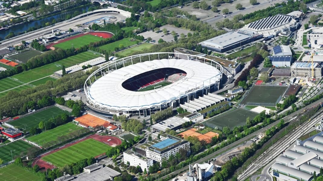 Stuttgart se Prepara para Gran Duelo ante Borussia Dortmund Stuttgart se Prepara para Gran Duelo ante Borussia Dortmund