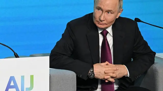 IA y la Acumulación de Poder: La Profecía de Putin que se Materializa en un ‘Totalitarismo Total’ IA y la Acumulacion de Poder La Profecia de Putin que se Materializa en un Totalitarismo Total
