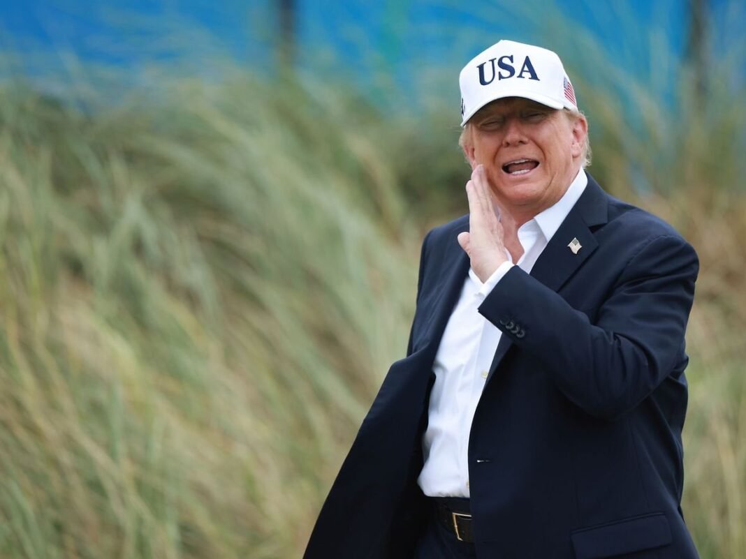 Trump Desafía la Cautela: La Carrera Global por la IA y el Liderazgo Geopolítico de EE. UU. Trump Desafia la Cautela La Carrera Global por la IA y el Liderazgo Geopolitico de EE UU