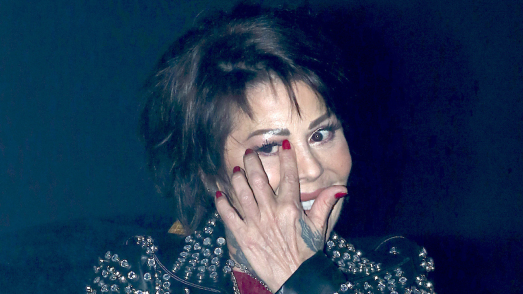Alejandra Guzman Desafio Medico y Futuro Escenico Tras Luxacion de Cadera