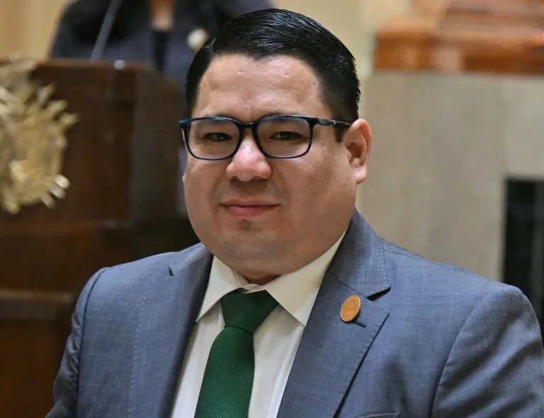 Crisis Judicial en Bolivia: El Fiscal General, Roger Mariaca, Investigado por Narcotráfico tras Sanciones de EE.UU. Crisis Judicial en Bolivia El Fiscal General Roger Mariaca Investigado por Narcotrafico tras Sanciones de EE UU