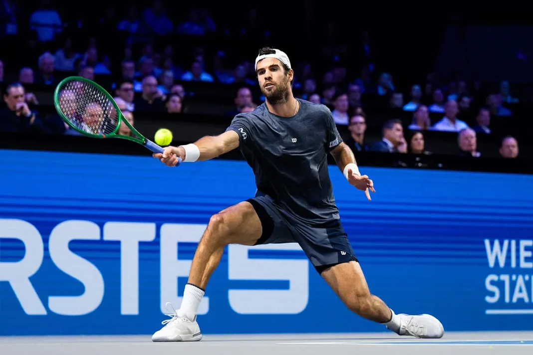 Carlos Alcaraz Avanza a Segunda Ronda del ATP 500 de Viena Carlos Alcaraz Avanza a Segunda Ronda del ATP 500 de Viena