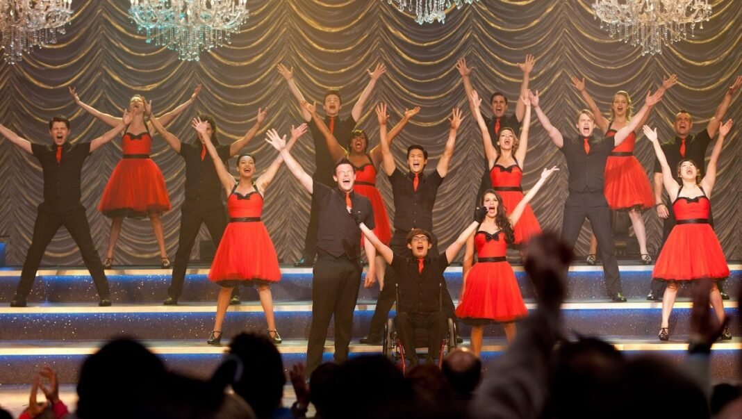 Disney+ y Hulu Ordenan la Vuelta de ‘Glee’ Disney y Hulu Ordenan la Vuelta de 'Glee'