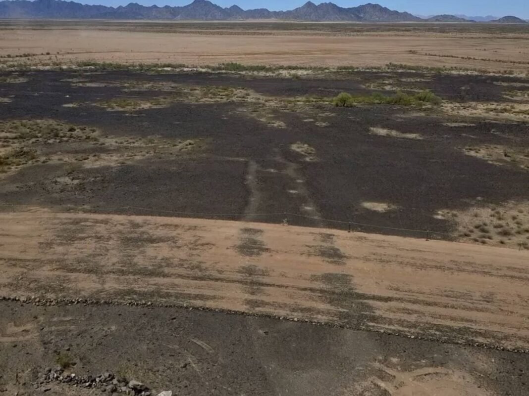 La Destrucción Inapreciable de un Geoglifo Prehistórico en Arizona por el Muro Fronterizo La Destruccion Inapreciable de un Geoglifo Prehistorico en Arizona por el Muro Fronterizo