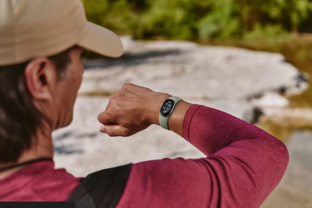 Google Redefine la Salud Conectada Fitbit Edge y la Era del Coach IA