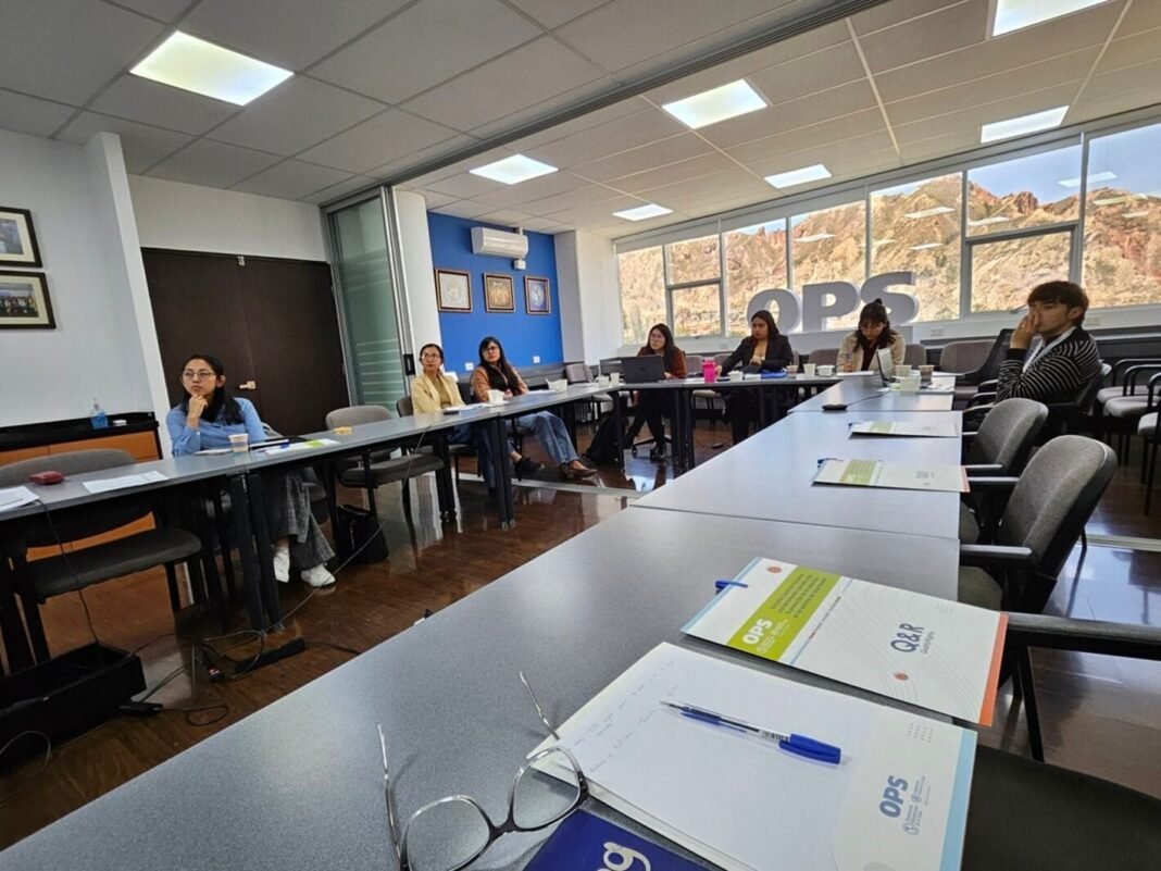Bolivia Capacita a ‘Jóvenes Facilitadores’ contra la Violencia Infanto-Adolescente Bolivia Capacita a Jovenes Facilitadores contra la Violencia Infanto Adolescente
