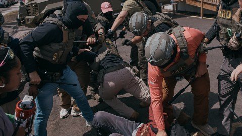 Revelación Impactante: Cientos de Ciudadanos Estadounidenses ‘Arrestados’ en Operativos Migratorios Revelacion Impactante Cientos de Ciudadanos Estadounidenses Arrestados en Operativos Migratorios