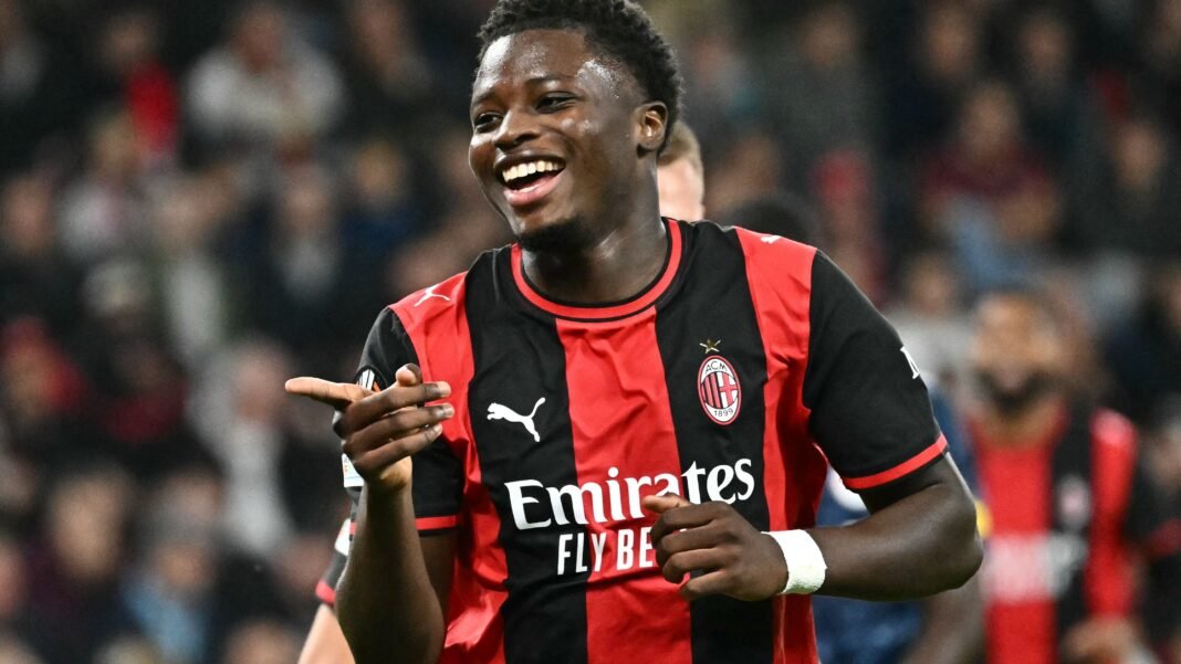 Milan Prepara Duelo ante Bolonia con Cisse como Falso Nueve Milan Prepara Duelo ante Bolonia con Cisse como Falso Nueve