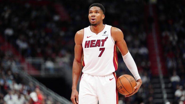 Análisis Profundo: Los ‘Pivotes de Poder’ Clave en la NBA para la Temporada 2026-27 Analisis Profundo Los Pivotes de Poder Clave en la NBA para la Temporada 2026-27