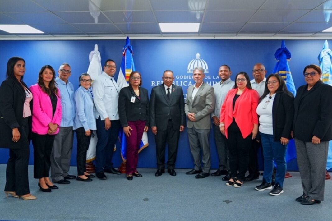 Republica Dominicana Eleva el Estandar de la Calidad Sanitaria con Plan Estrategico