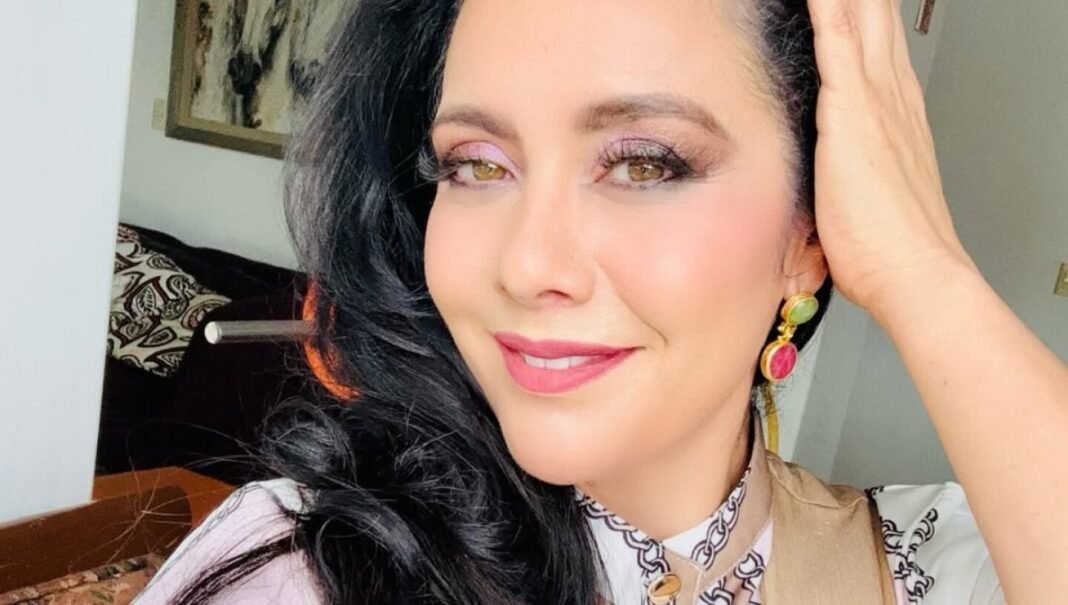 Incidente en Obra Teatral: Sugey Ábrego Detiene Función Tras ‘Grabación Ilegal’ de Escena Íntima Incidente en Obra Teatral Sugey Abrego Detiene Funcion Tras Grabacion Ilegal de Escena Intima